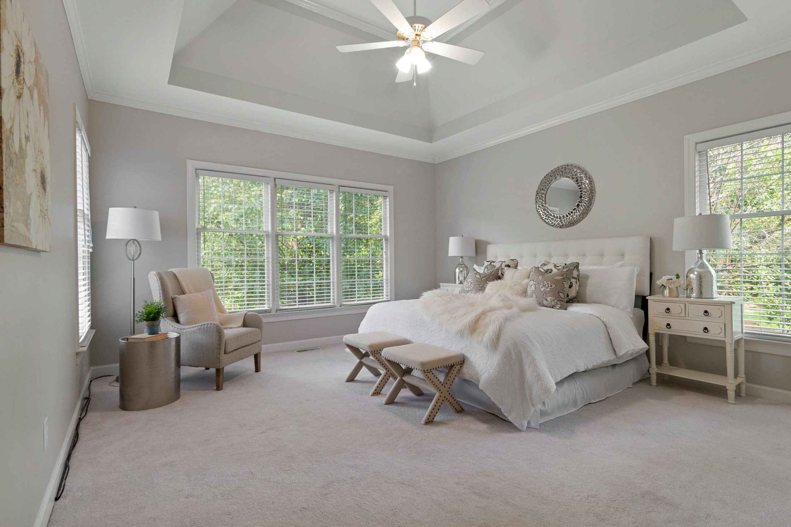 Everything to Know About White Carpets and Their Benefits